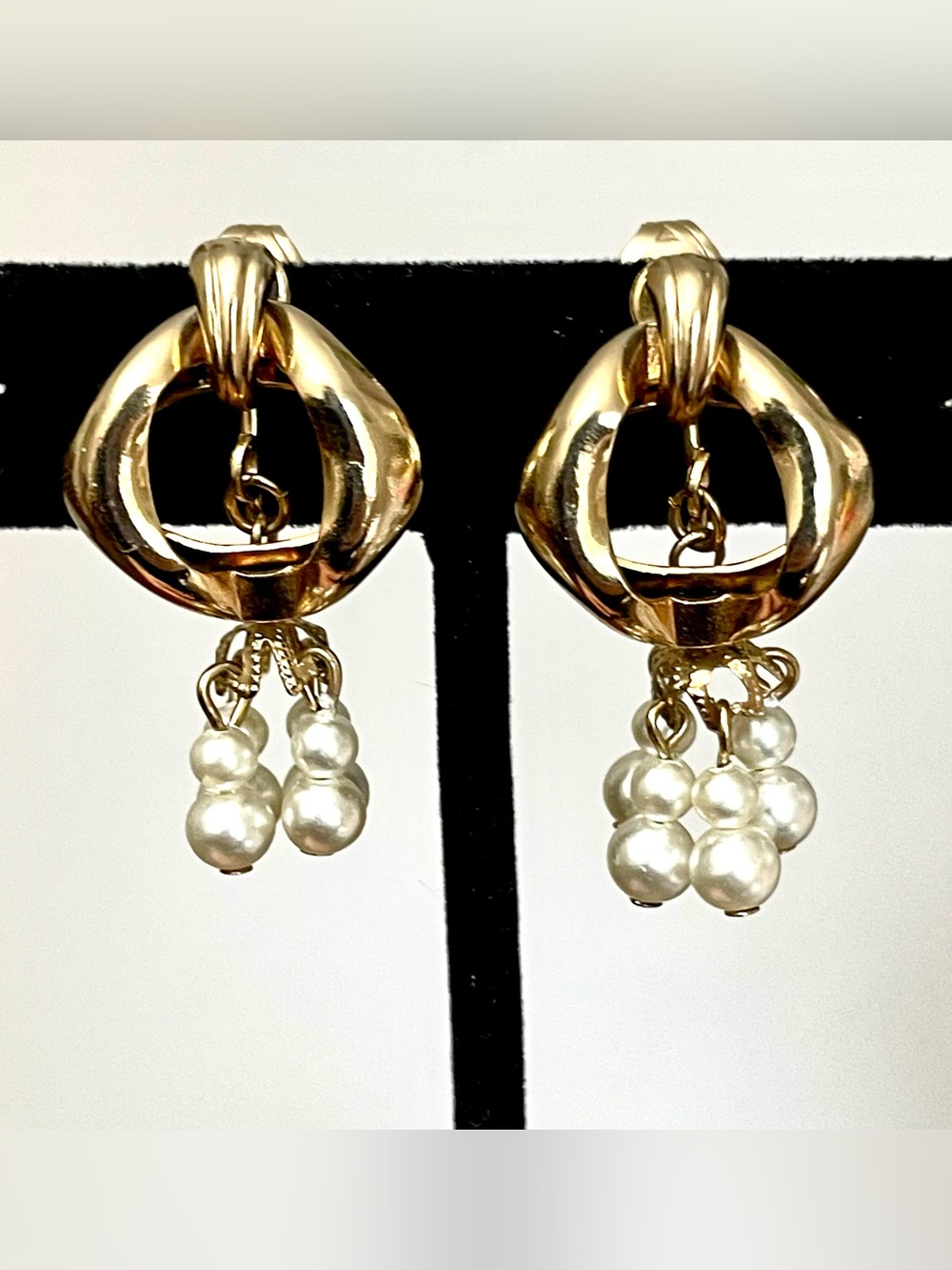 Vintage Pearl Cluster Gold Tone Clip On Dangle Earrings Openwork Hoop Drop Retro